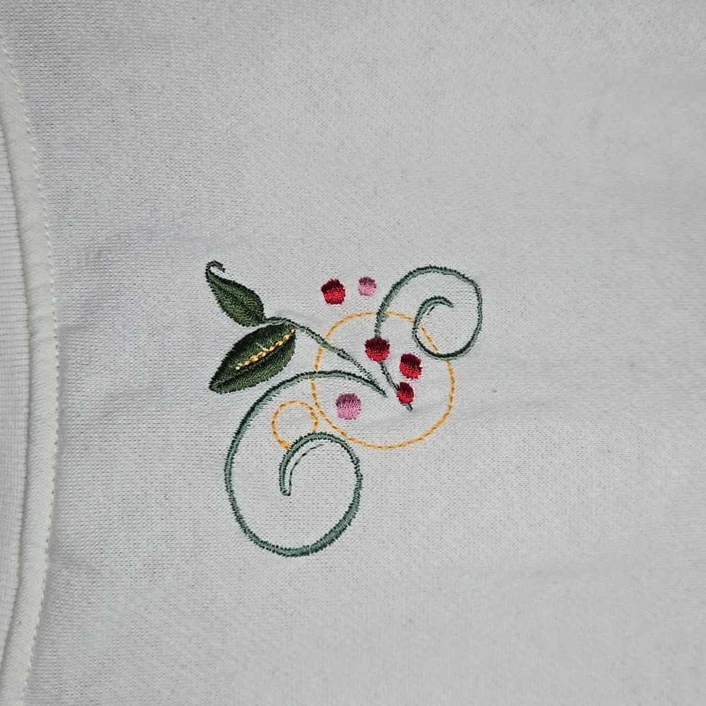 Baxter Wells Cardinal Christmas Crewneck Sweatshirt Size Large Petite - Picture 8 of 8